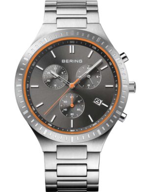 Bering 11743-709 Klassiek titanium chronograaf herenhorloge 40 mm 5ATM