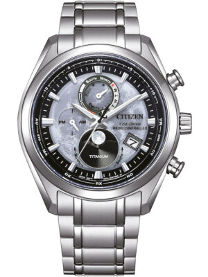 Citizen BY1010-81H Eco-Drive Maanfase Titanium Radiocontr. Herenhorloge